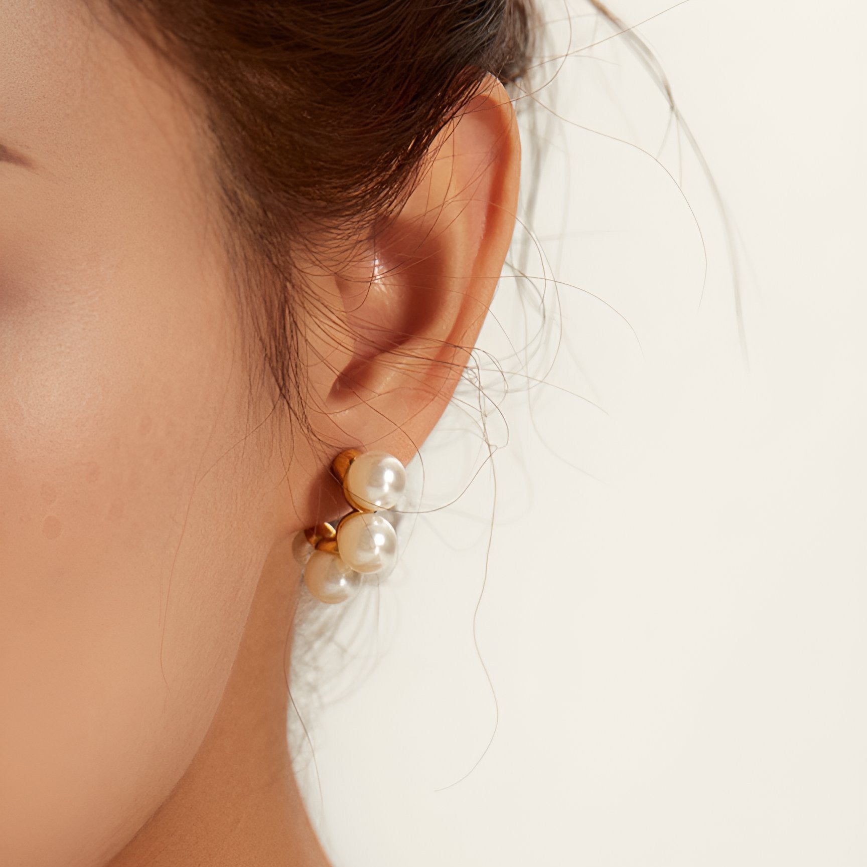 Pia Earrings