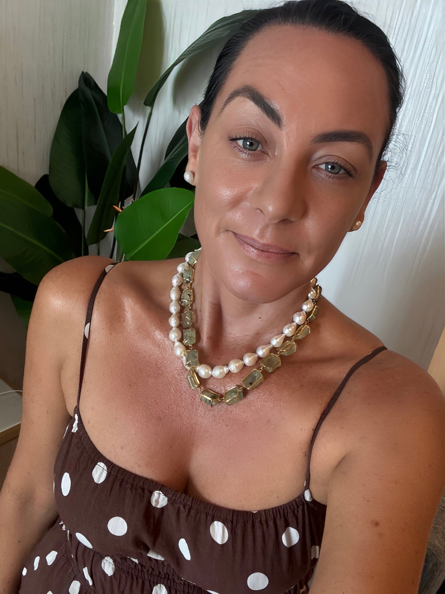 Elina Pearl Necklace