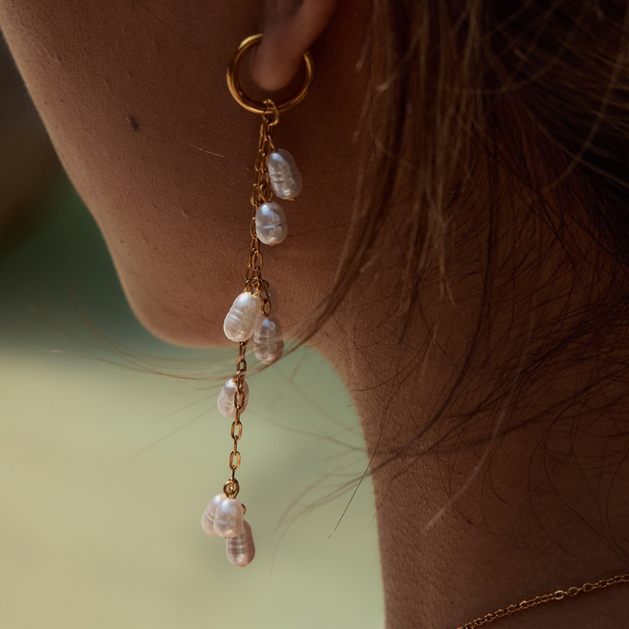 Tania Claire Australia Ondine Earrings: delicate gold chain drop earrings with multiple small freshwater pearls.