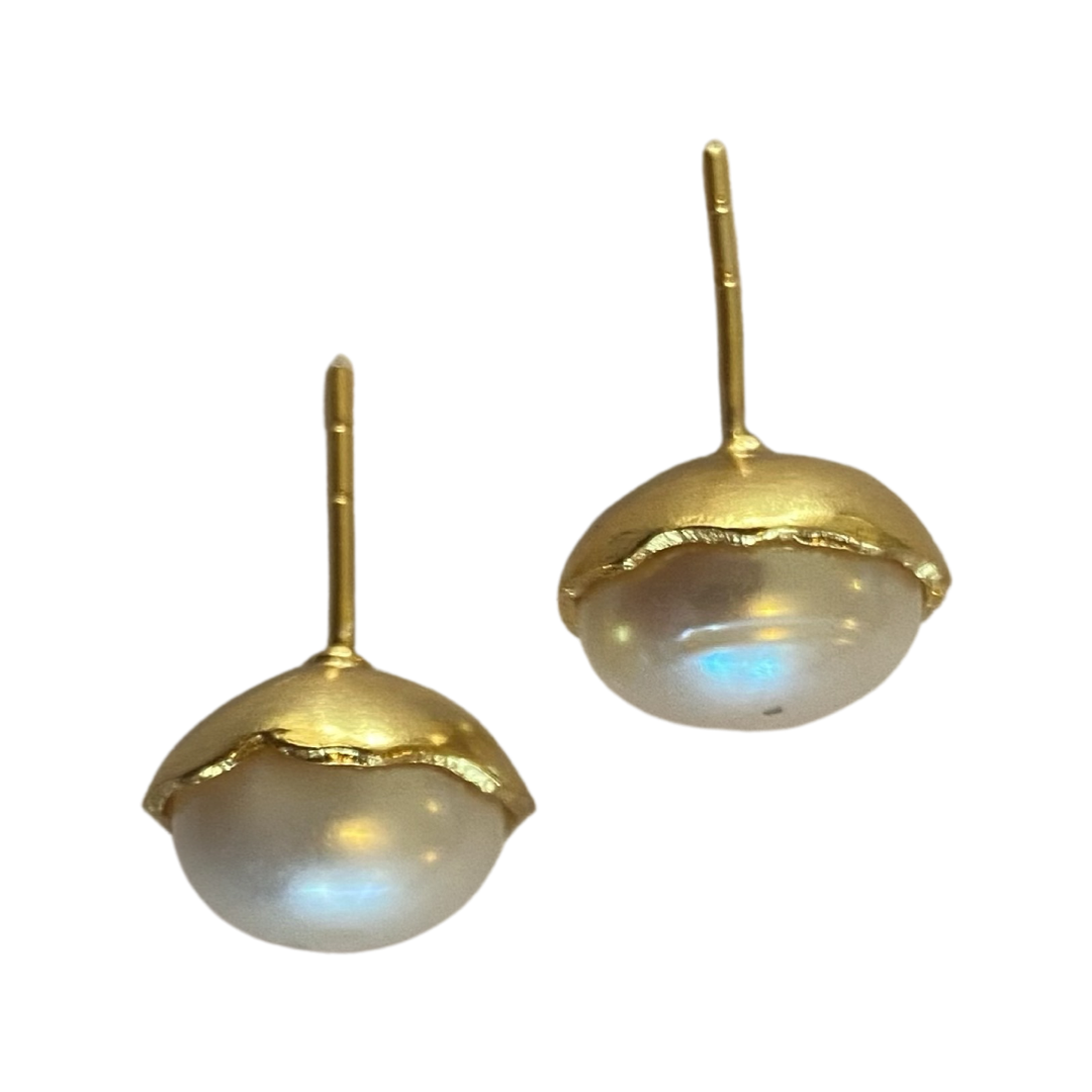 Zoe Pearl Stud