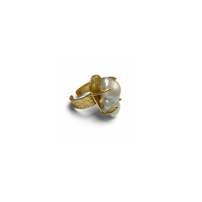 Akina Baroque Pearl Ring