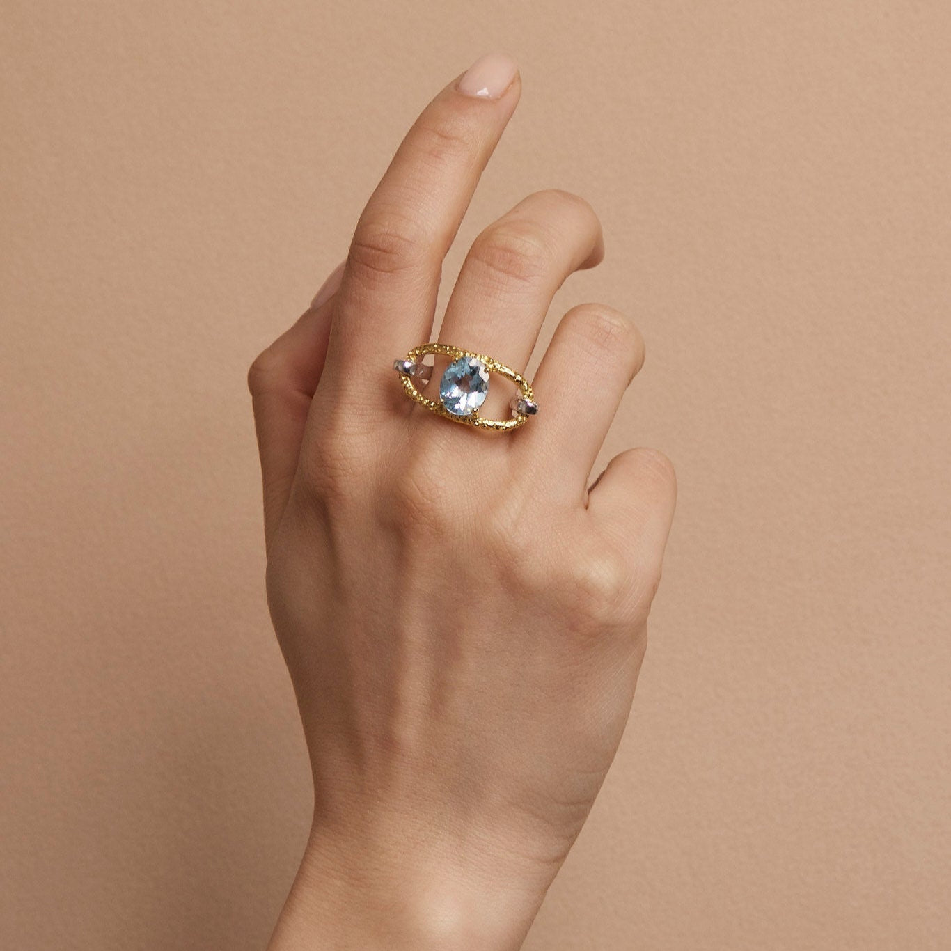 Eira Ring