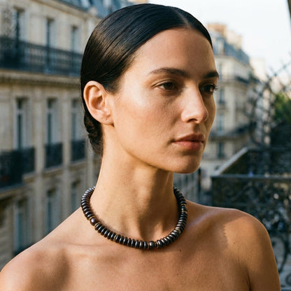 Étoile Noir Necklace iridescent freshwater pearl strand with gold accents – Tania Claire Australia