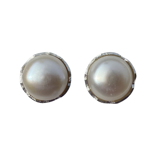 Zoe Pearl Studs in Silver