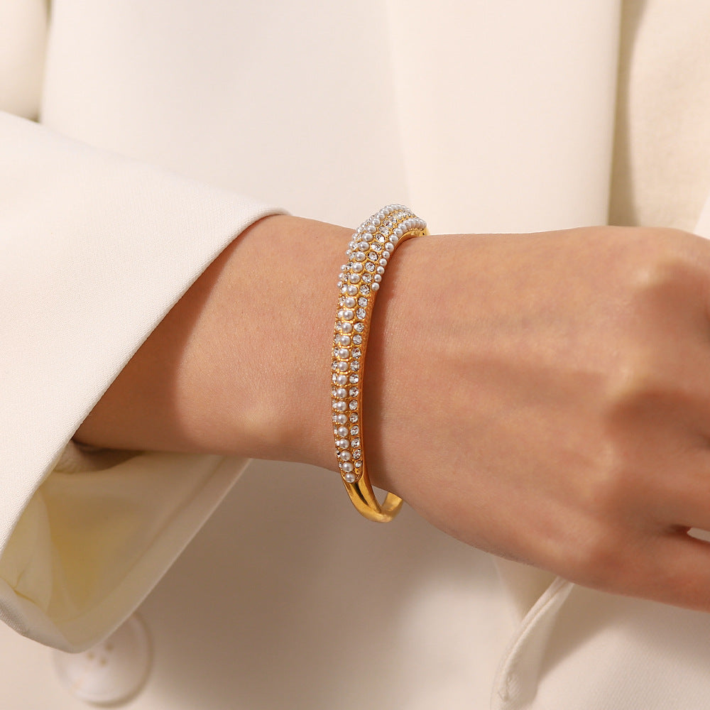 Hera Cuff